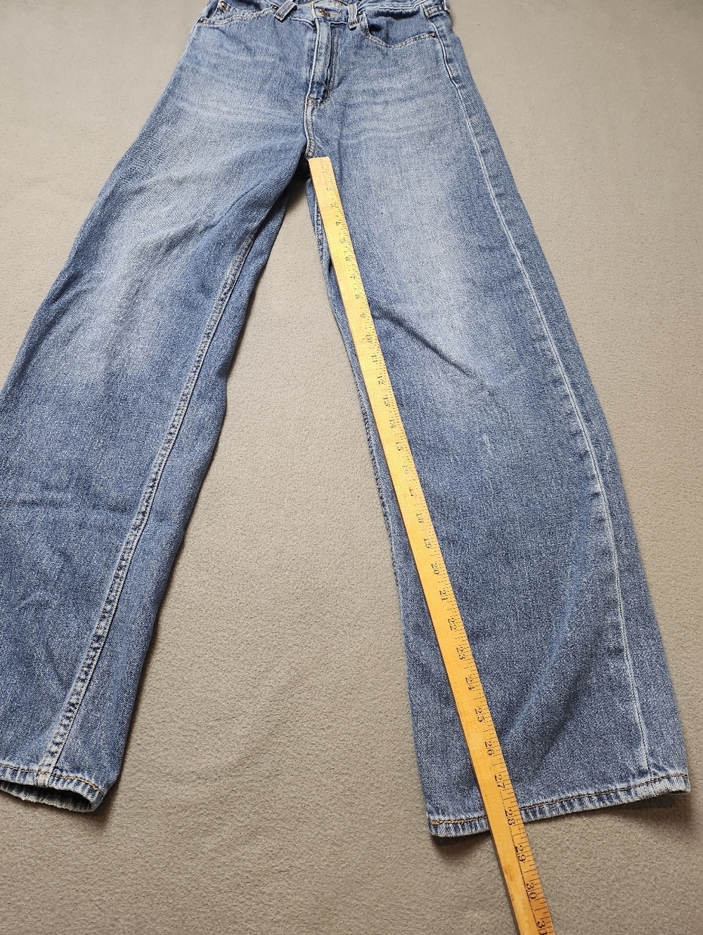 Levi's “High Loose” Premium Blue Denim Jeans - Picture 15 of 16